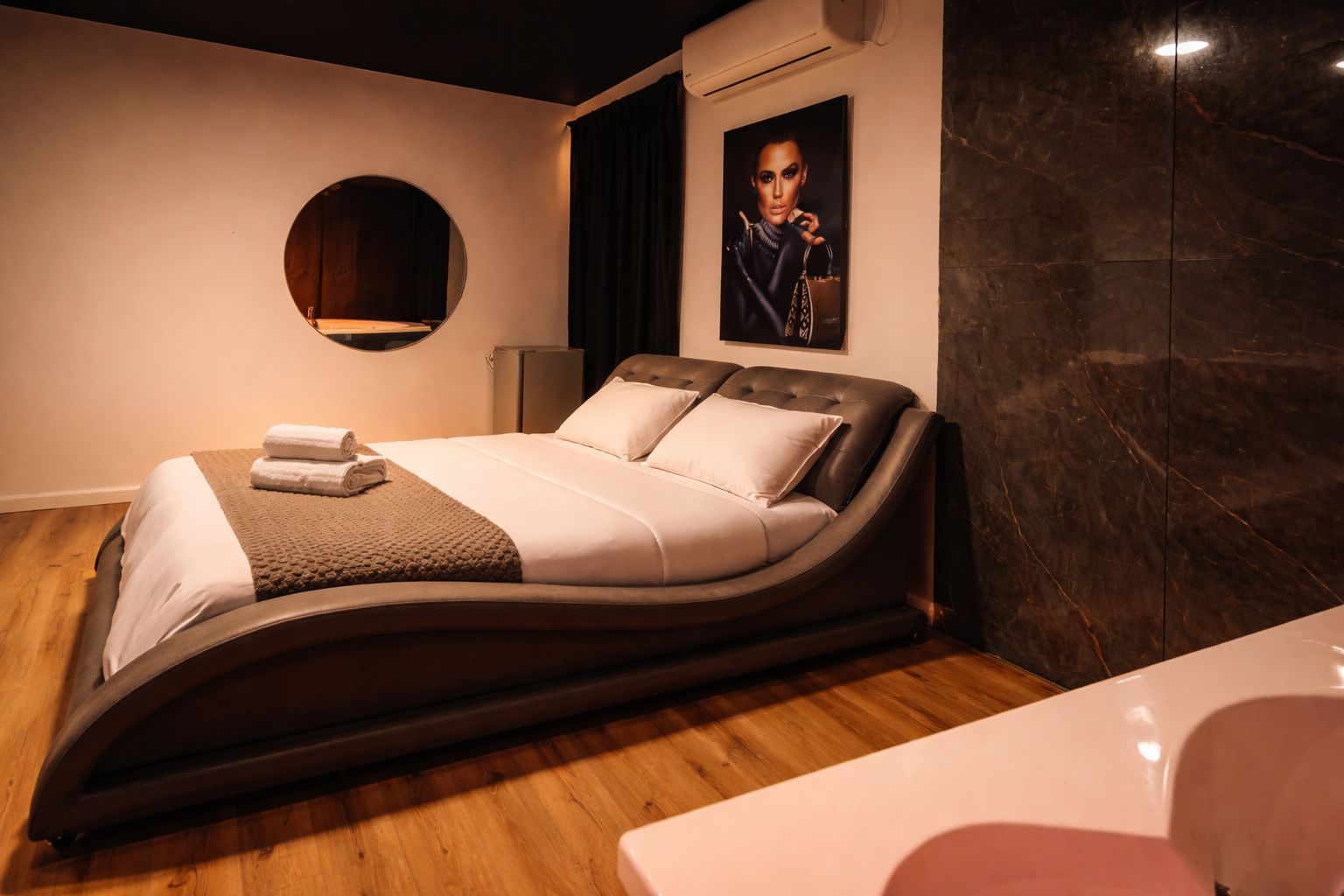 סיקרט סוויט 5