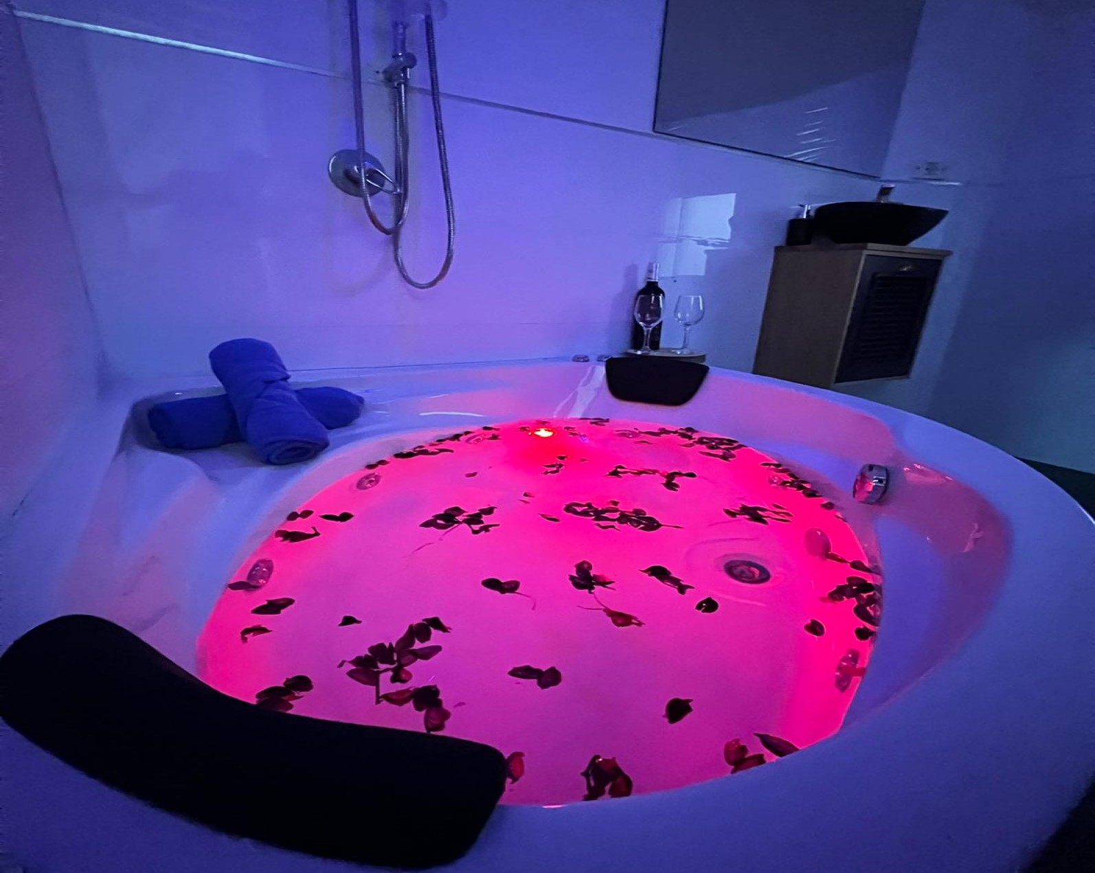 סילבר סוויט 1