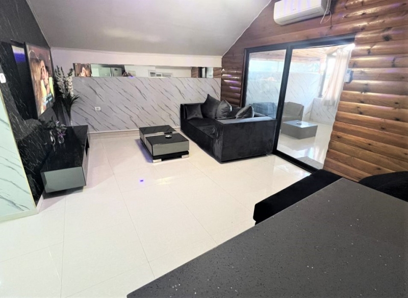 סילבר סוויט 2