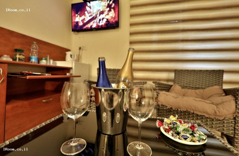 room star 1
