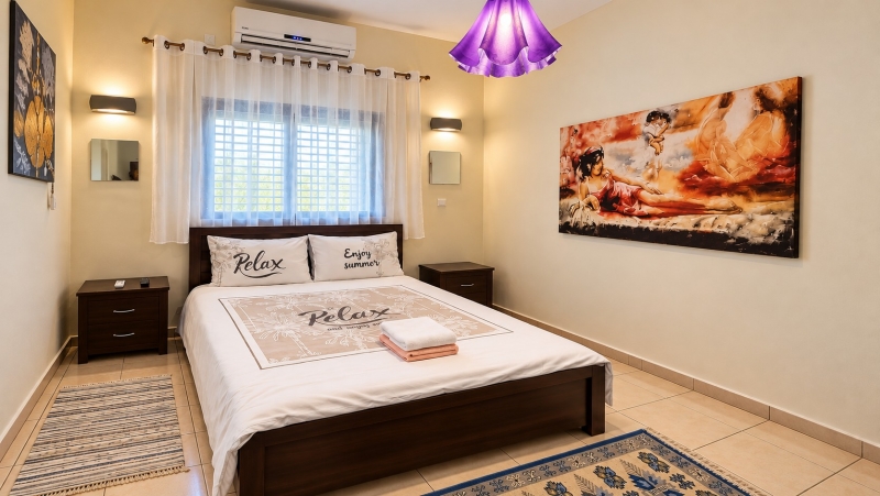 room star 13