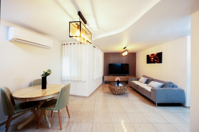 קווין רום queen room 2