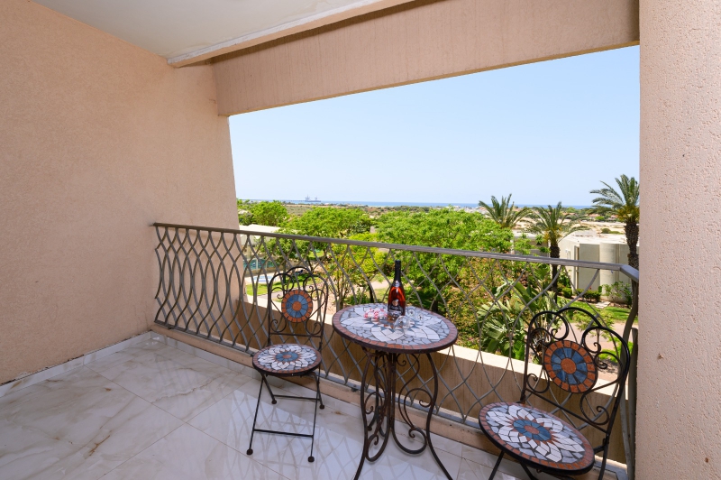 רומנטיקה קיסרית 13