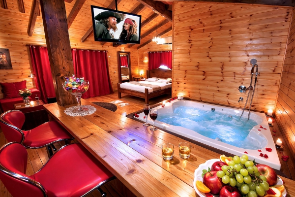 אחוות השקד 4