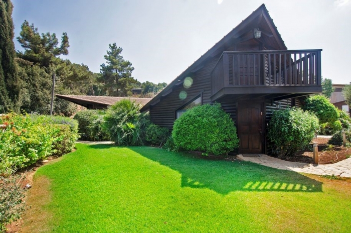 מקום קצת אחרת 5